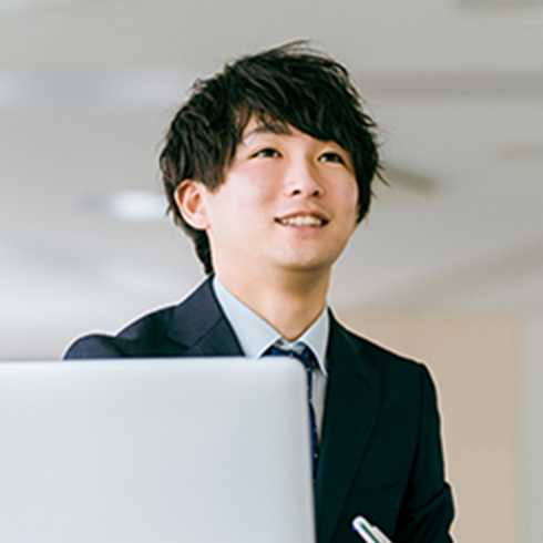 当社で学ぶ社員の様子